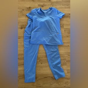 Figs Scrub Set Size ceil blue color (pants XS petite, top XS)